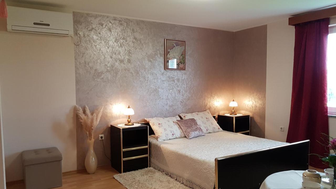 Apartmani Diva Malinska Exterior foto